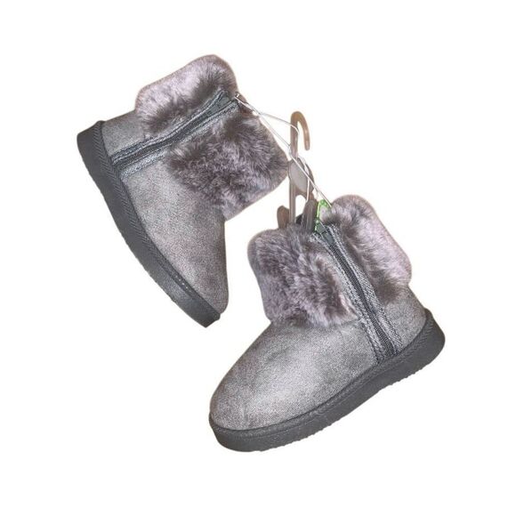 First Steps by Stepping Stones Faux Fur Boots - Picture 3 of 6